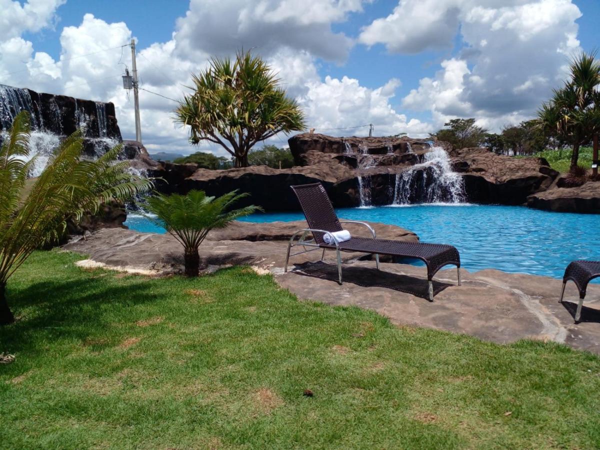 Chalezinho Pousada Hotel Brumadinho Exterior photo